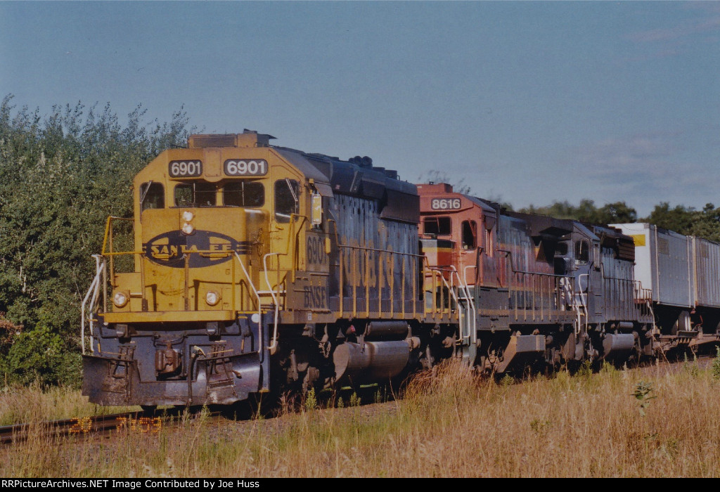 BNSF 6901 East